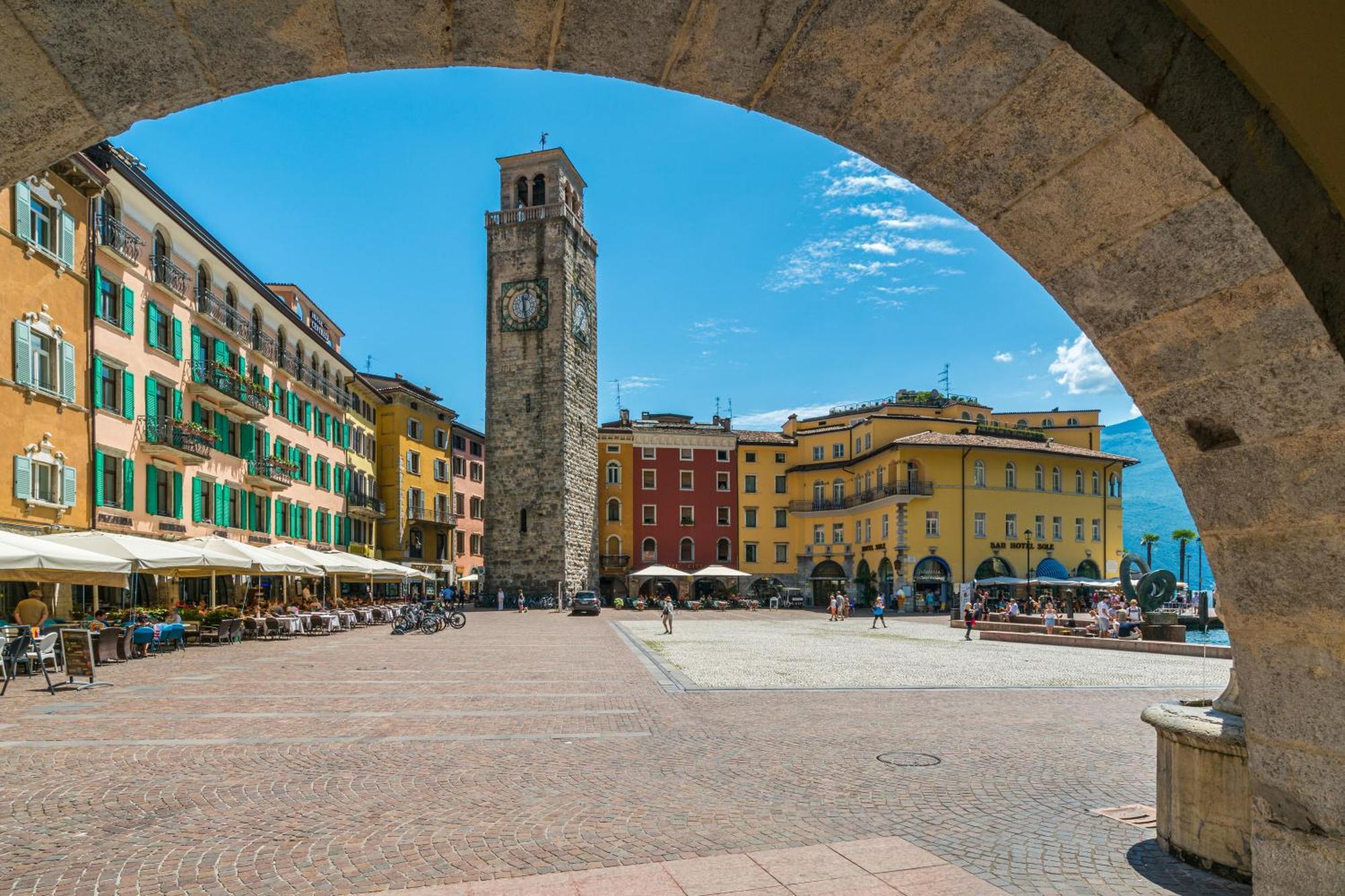 Paulie Apartment - Happy Rentals Riva del Garda Dış mekan fotoğraf